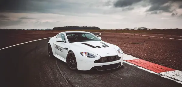 Aston Martin V8 Vantage Supercar Driving Experience 8 or 12 laps