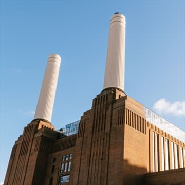 Battersea Power Station Lift & Lunch for Two