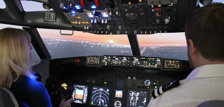 Boeing 737 Simulator Experience Surrey