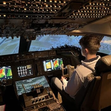 Boeing 747 Cockpit Workshop Manchester