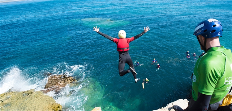 Coasteering Newquay