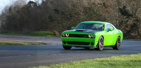 Dodge Hellcat Drive