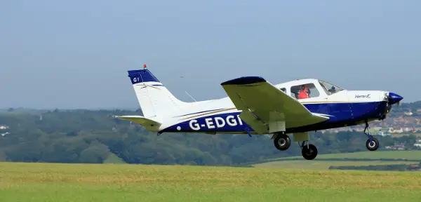 Flying Lessons Compton Abbas Airfield