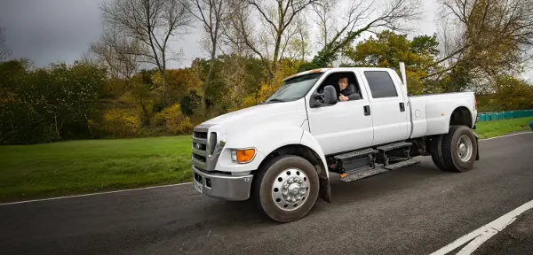 Ford F650 Supertruck Drive