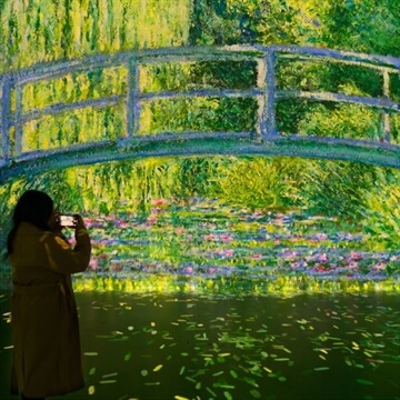 Frameless Immersive Art Experience & Meal for Two