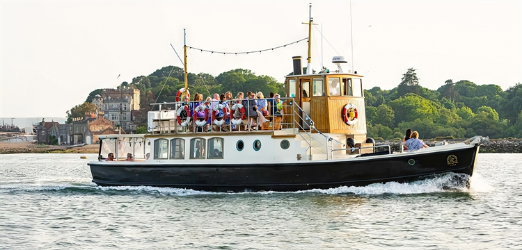 Gin Cruises in Poole