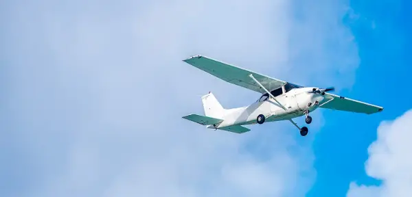 Flying Lessons Beverley Airfield Yorkshire