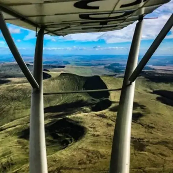 Light Sports Flying Lessons near Devizes