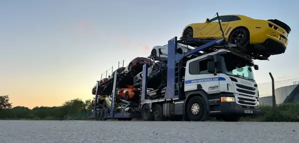 Lorry and Supercar Driving