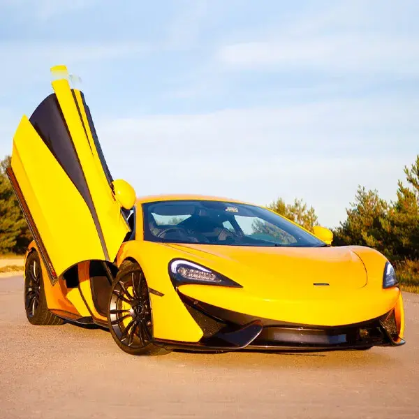 McLaren 570s Drive with Hotlap