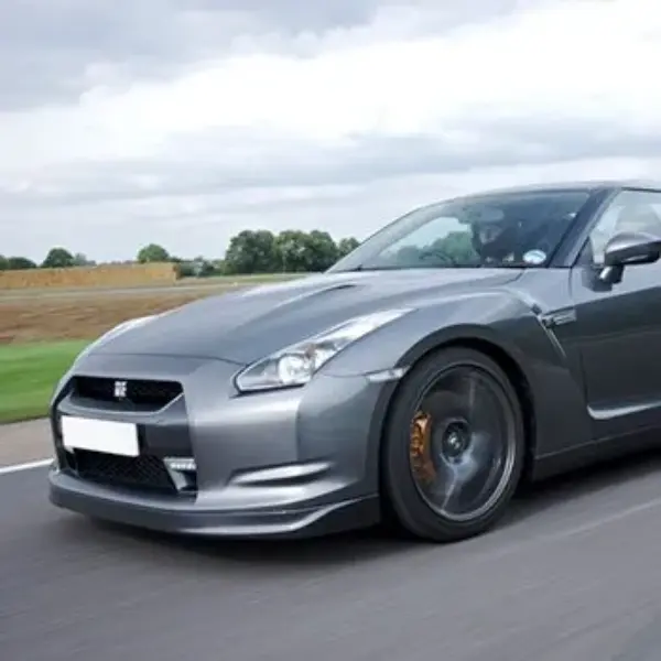 Nissan GTR Drive