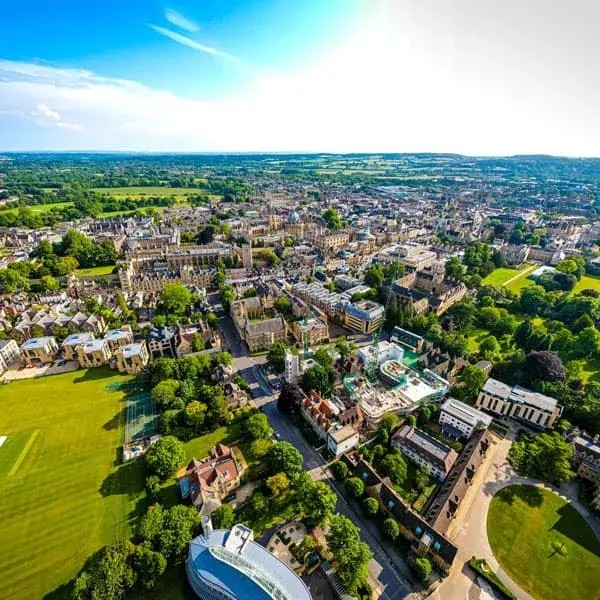 Oxford City and Dreaming Spires Helicopter Tour