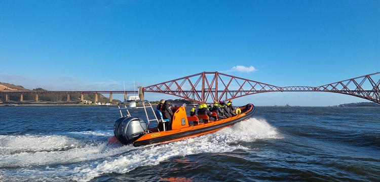 Powerboat Sea Safari Edinburgh