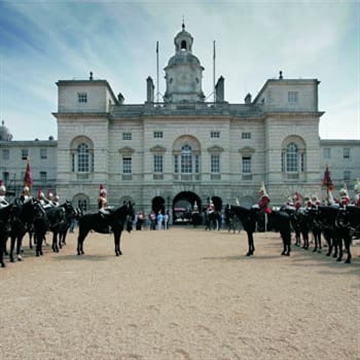 Royal Horses London Day Out & Sparkling Afternoon Tea for Two